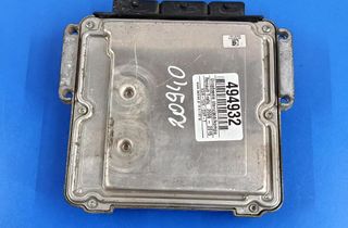 RENAULT Trafic 3 generation (2014-2023) Engine Control Unit ECU 8200666516 32406279