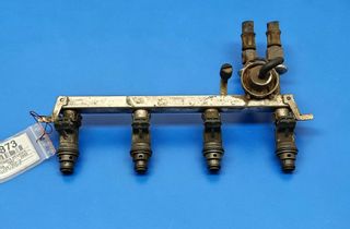 OPEL Corsa B (1993-2000) Топливная рейка 32991483