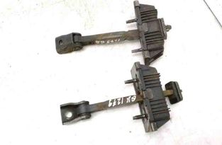 TOYOTA Avensis 2 generation (2002-2009) Ограничитель задней левой двери 32589907