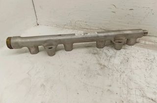 SEAT Ateca 1 generation (2016-2024) Fuel Rail 05E133320 27666855