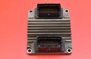 OPEL Corsa C (2000-2006) Engine Control Unit ECU 09389429 33059641