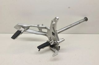 BMW F Front right side footrest peg hanger  8404014,46718404014,8358803,18518358803,8389086 33024681