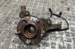 HYUNDAI Santa Fe CM (2006-2013) Front Right Wheel Hub 32963517