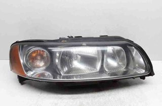 VOLVO V70 2 generation (2000-2008) Front Right Headlight 30698836 32656458