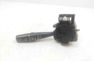 TOYOTA Avensis Verso 1 generation (2001-2003) Wiper Control 173654 31387540