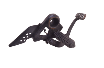 HONDA CBF Front right side footrest peg hanger  17344670