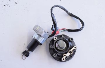 YAMAHA YZF T9 (2013-2021) Complete lock set tank cap ignition switch set 26810074