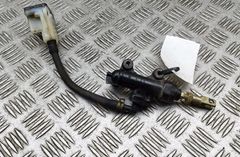 SUZUKI GSX Насос главного тормозного цилиндра заднего 33077499