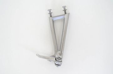 YAMAHA YZF-R 5 generation (2003-2009) Rear right side footrest peg hanger 3368353