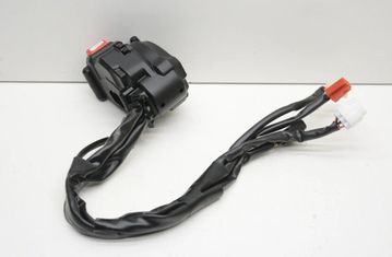 YAMAHA MT FY (2016-2024) Правый боковой переключатель передач 25223631