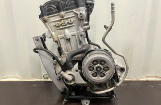 BMW F Engine 32977037