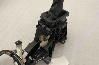 TOYOTA C-HR 1 generation (2016-2023) Gear Shifting Mechanism '75G588' 17251181