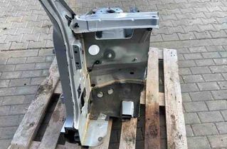 MERCEDES-BENZ C-Class W204/S204/C204 (2004-2015) Front left quarter 21211437