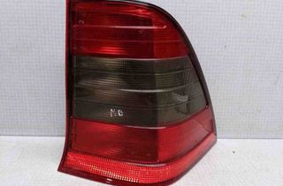 MERCEDES-BENZ C-Class W202/S202 (1993-2001) Rear Right Taillight Lamp 2028202864,2028204064,A2028204064 32504991