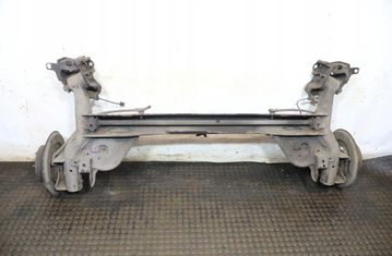 NISSAN Juke YF15 (2010-2020) Усилитель заднего бампера 32884888