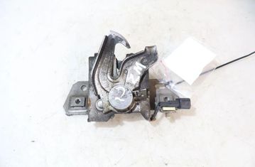 VOLVO V50 1 generation (2003-2012) Bonnet Lock 32894121