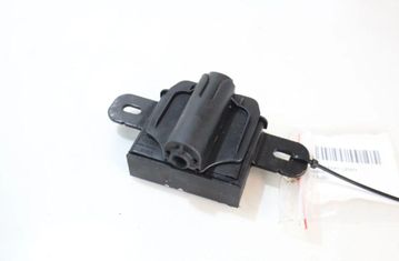 VOLVO V60 1 generation (2010-2020) Bonnet Lock 32897438