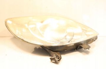 PEUGEOT 107 Peugeot 107 (2005-2014) Front Right Headlight 89033104 32904132