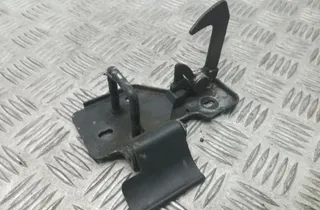 SEAT Altea 1 generation (2004-2013) Крюк капотa 5P0823480 34733180