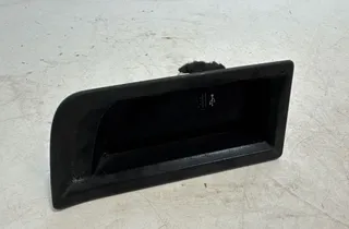 BMW 4 Series F32/F33/F36 (2013-2020) USB 105026813 34168036