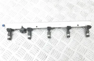 VOLVO C30 1 generation (2006-2013) Fuel Injector Kit 8653891 33598759