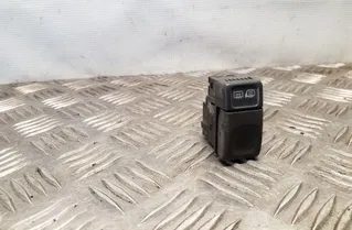 VOLVO S70 1 generation (1997-2000) Rear window heating switch 9162952 25150185