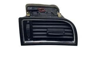 SKODA Superb 2 generation (2008-2015) Вентиляционные отверстия в приборной панели 3T0819702 34358991