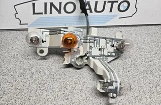 BMW 1 Series E81/E82/E87/E88 (2004-2013) Rear light contacts 63217164964 33768984