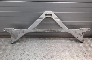 AUDI A8 D2/4D (1994-2002) Другие части внутренние двигателя 4H0806151B 33421403