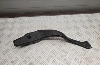 MERCEDES-BENZ CLS-Class C218/X218 (2011-2017) Держатель передний левого фонаря 33446768