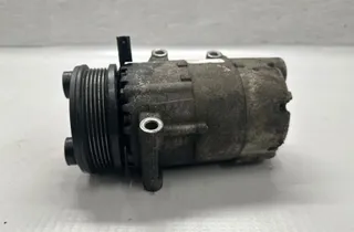 VOLVO V70 3 generation (2007-2020) Air Condition Pump 33145492