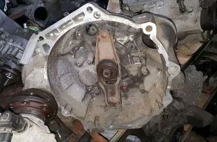 VOLKSWAGEN Jetta 6 generation (2010-2018) Gearbox HGR 33855768