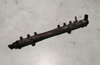 VOLVO XC60 1 generation (2008-2017) Fuel Rail 30777554 33879636