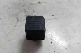 OPEL Astra H (2004-2014) Реле 13171831 28389544
