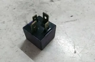 RENAULT Laguna 2 generation (2001-2007) Relays 12V50A03525 28439788