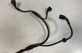 AUDI Q5 8R (2008-2017) Rear Left ABS Sensor 8R1972253A 33908205