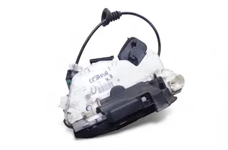 SKODA Octavia 3 generation (2013-2020) Замок передней левой двери 5E1837015A 33501628