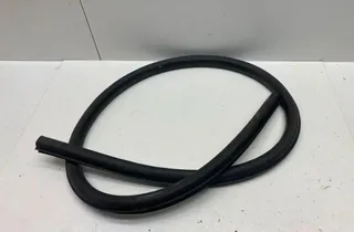 AUDI A5 8T (2007-2016) Front Right Door Seal Rubber 8T0831707D 30961329