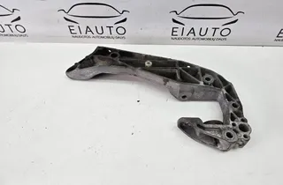 BMW 5 Series F10/F11 (2009-2017) Gearbox Mount Bracket 6777615 33955963