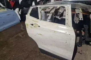 BMW X2 F39 (2017-2023) Дверь задняя правая 34030298