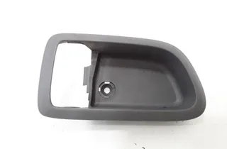 MAZDA 3 BK (2003-2009)  Правая задняя внутренняя ручка открытия 36302499