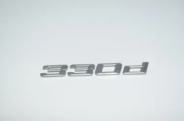 BMW 3 Series F30/F31 (2011-2020) Car manufacturer's badge 51147289833,7289833 23979509