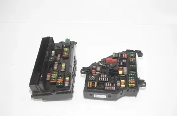 BMW 5 Series F10/F11 (2009-2017) Блок предохранителей 9252813,9252815,61149252813,61149252815 33606030