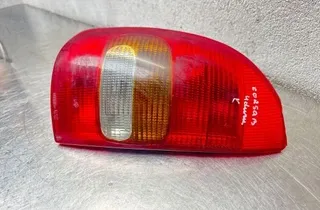 OPEL Corsa B (1993-2000) Фонарь задний левый E95039 34477595