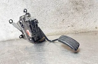 NISSAN Primastar 1 generation (2002-2014) Throttle Pedal 7700313060 34468314