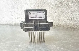 OPEL Insignia A (2008-2016) Blower fan relay 13503201 34476573