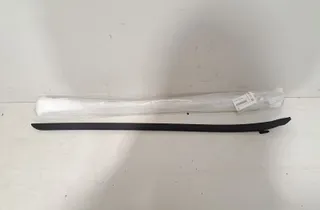 BMW 2 Series Active Tourer F45 (2014-2018) Windshield Right Vertical Trim 7301036 35634859
