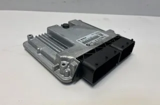 BMW 3 Series F30/F31 (2011-2020) Блок управления двигателем 8576333,8573257,8574091,8572418,8570931,8517862,8518423,8517378,8518568 31047219