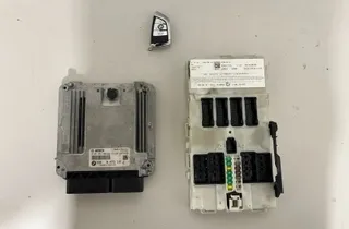 BMW X5 F15 (2013-2018) Комплект зажигания 8796104,8473191 32086744