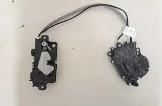 BMW X3 G01 (2017-2024) Tailgate Boot Lock 7357112,2704105,7383561 33924898